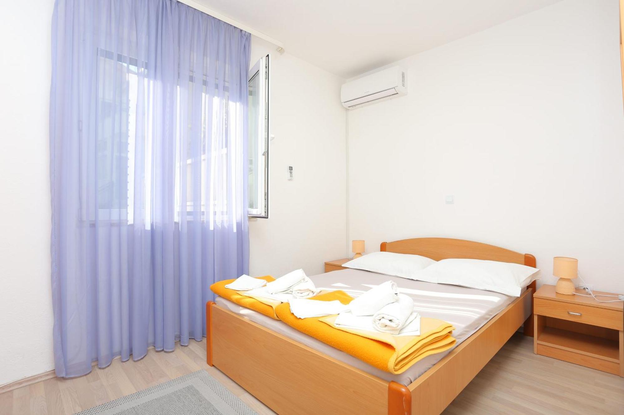 Double Room Tucepi 5263D Zewnętrze zdjęcie